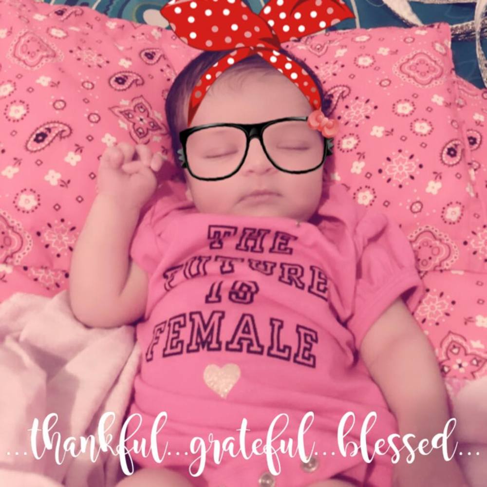 Meet your Posher, Hoorain